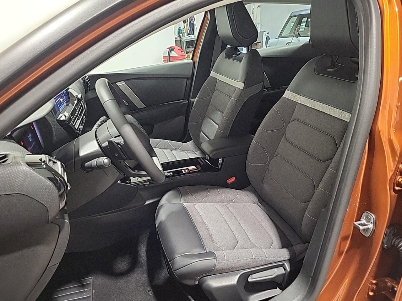 Citroën C4 puretech 130 s&s eat8 feel pack — photo 10