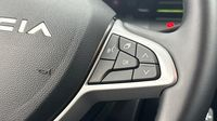 Dacia Jogger 1.6 hybrid 140ch Extreme 7 places -24 — photo 17