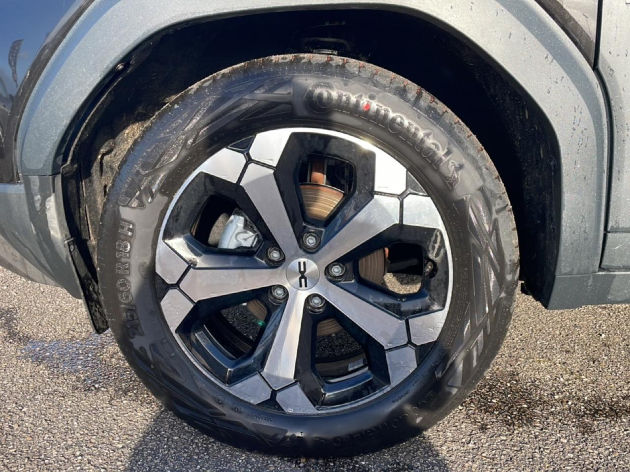 Dacia Duster — photo 9