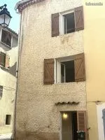 Maison de village T3 à rénover - 49m²