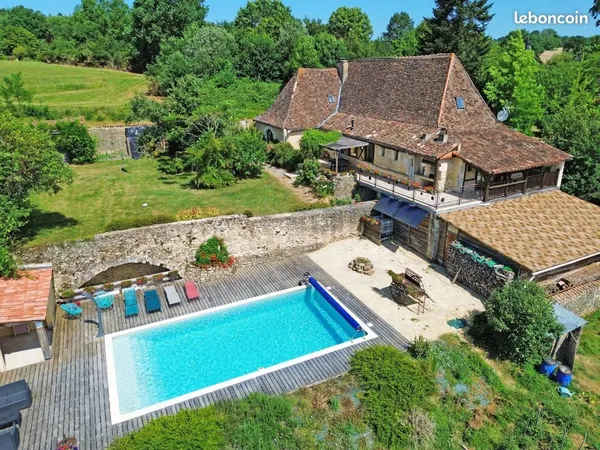 Maison 5 pièces 184 m²