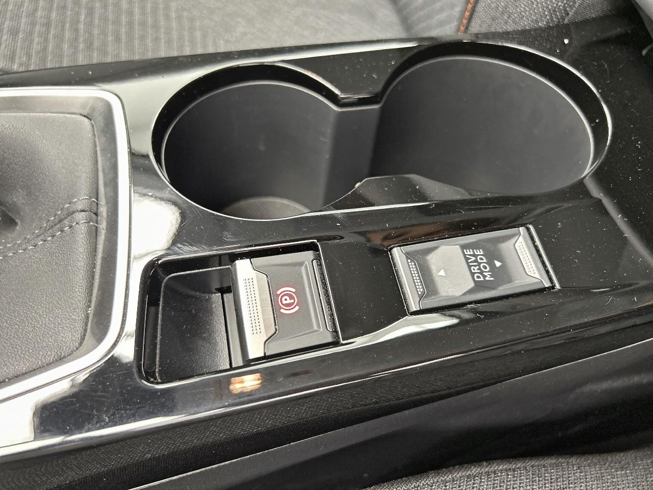 Peugeot 208 100 s&s bvm6 business — photo 18