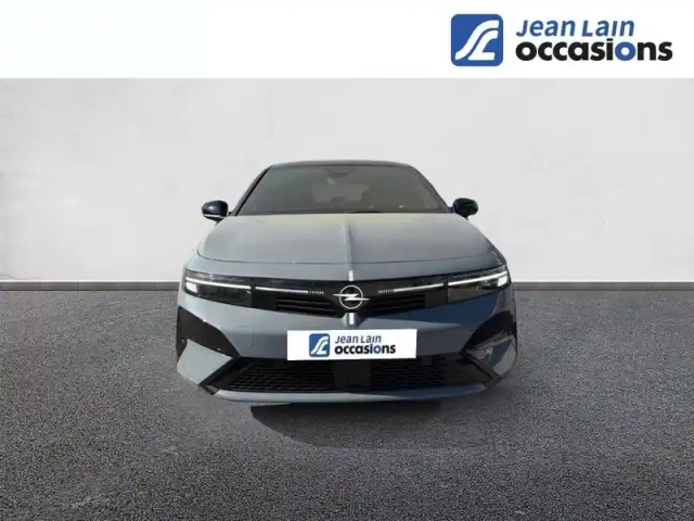 Opel Astra 1.2 turbo hybride 145 ch automatique — photo 2