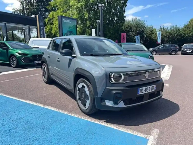 Renault 4 renault  e-tech electrique 150 ch autonomie confort — photo 3