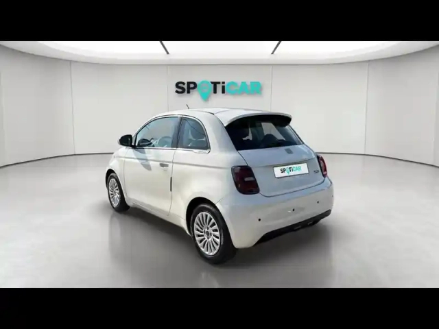 Fiat 500 e 118ch my23 — photo 3