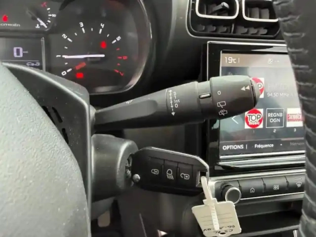 Citroën C3 Aircross puretech 110ch s&amp;s shine pack — photo 12