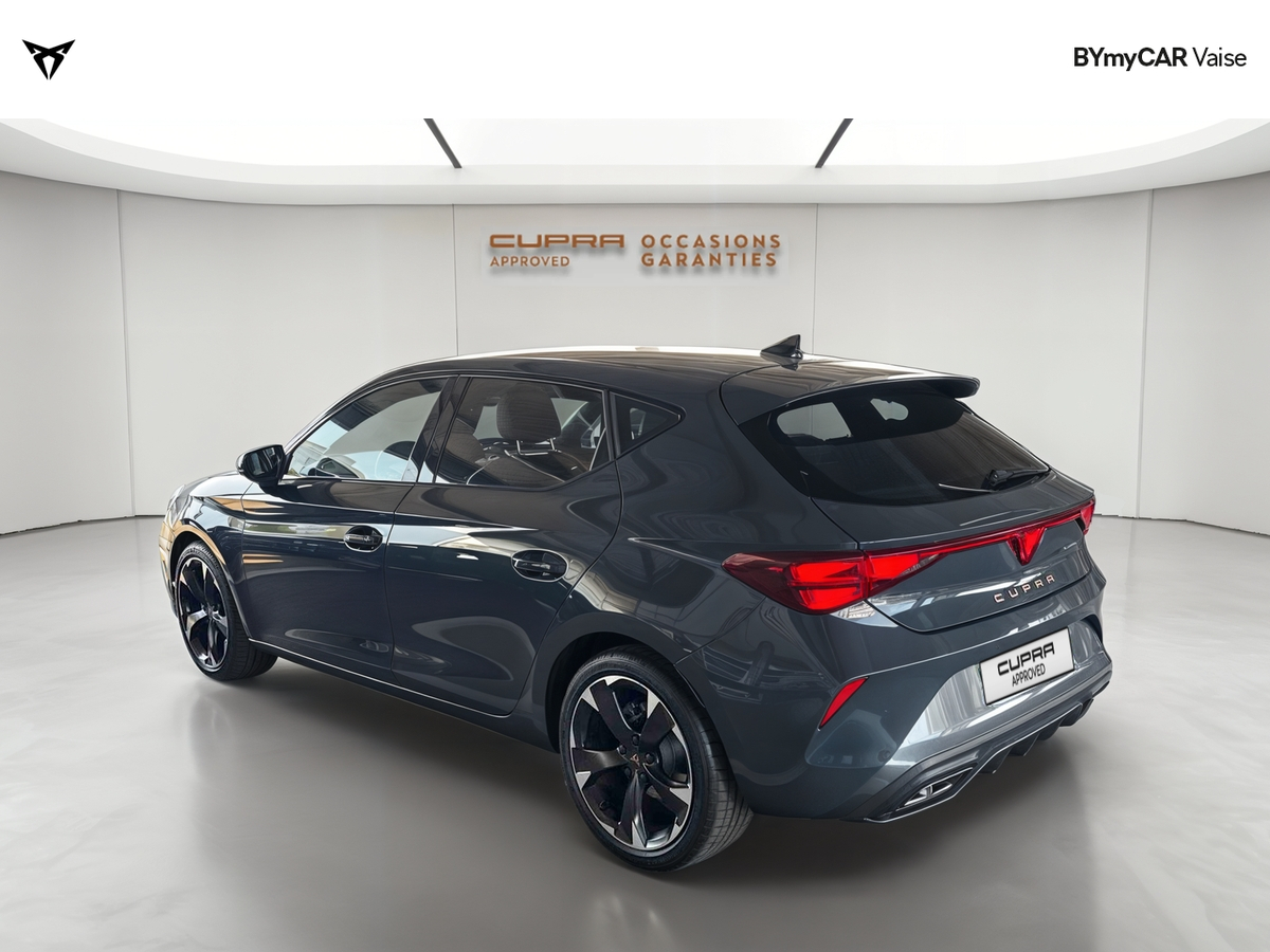Cupra Leon 1.5 eTSI Hybrid 150 ch DSG7 — photo 3