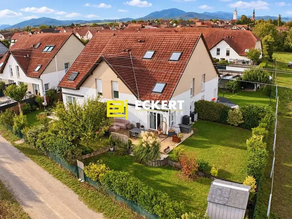 Appartement triplex - 4 chambres avec jardin privatif 2.39 ares