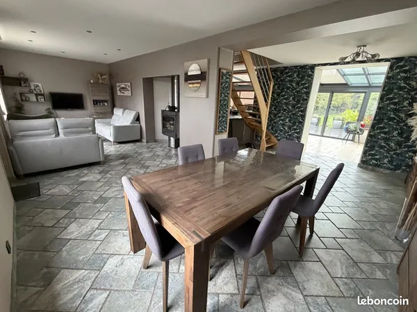 Maison 4 pièces 142 m²
