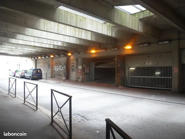 Garage/box sécurisé Centre Deux LE SCHUBERT