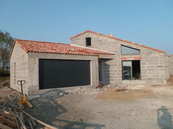 Maison Vente Vénéjan 4p 123m² 293627€