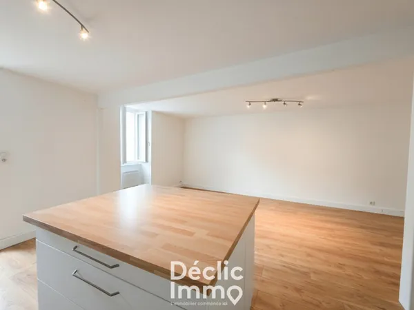 Maison mitoyenne 4 pièces 77 m²