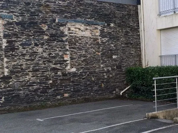Place de parking privative Angers La Madeleine