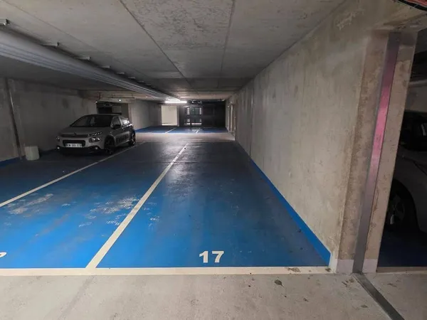 Parking 10 m²