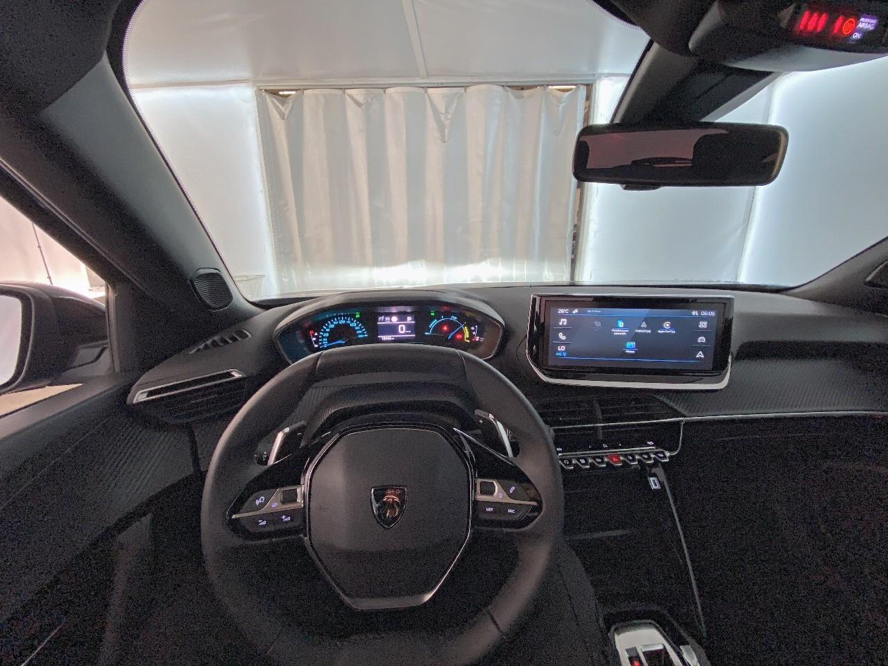Peugeot 2008 hybrid 136 e-dcs6 style — photo 12
