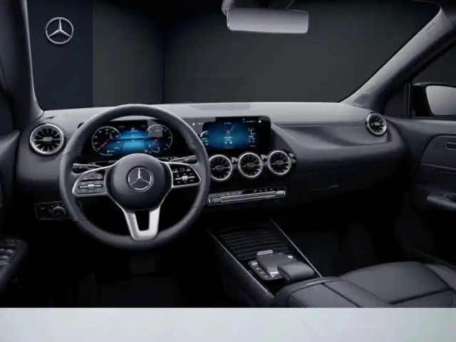 Mercedes Gla 200 d progressive line — photo 10
