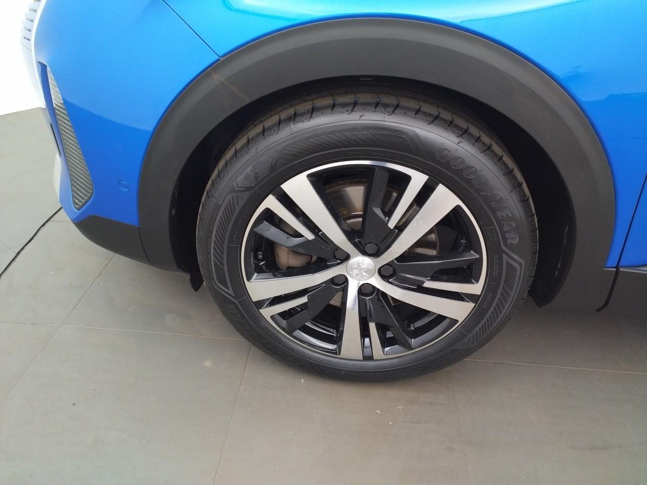 Peugeot 3008 hybrid 225 e-eat8 gt — photo 29