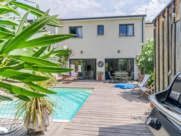 Maison 6 pièces 130 m²
