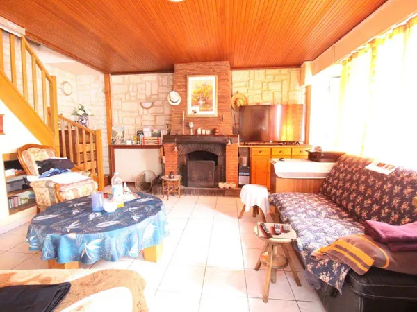 Maison 5 pièces 84 m²