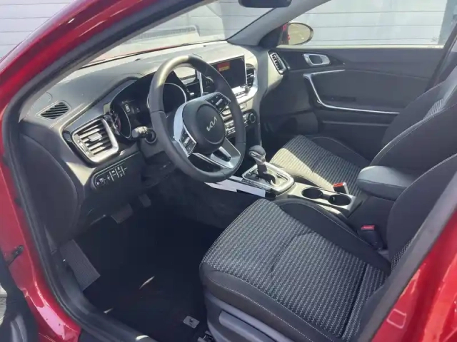 Kia Ceed sw 1.5 t-gdi 140 ch dct7 — photo 7