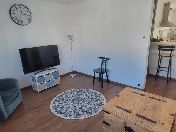 Appartement 75m2 avec garage et jardin, proche centre ville