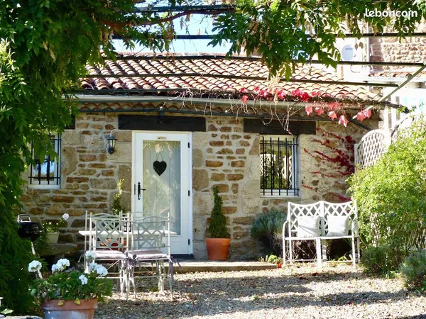 Gite Maison Blanche, studio à la campagne