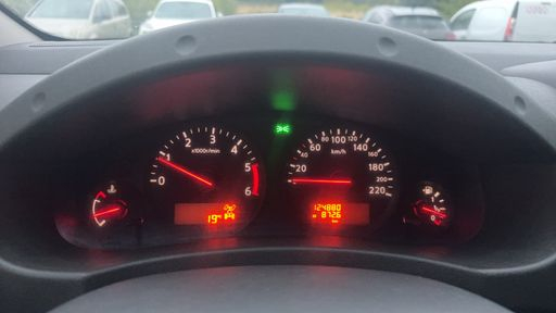 Nissan Navara 2.5 dCi 190 4WD - Double Cabine Xe – 2015 – 124880 km – Diesel – Boîte Manuelle — photo 17
