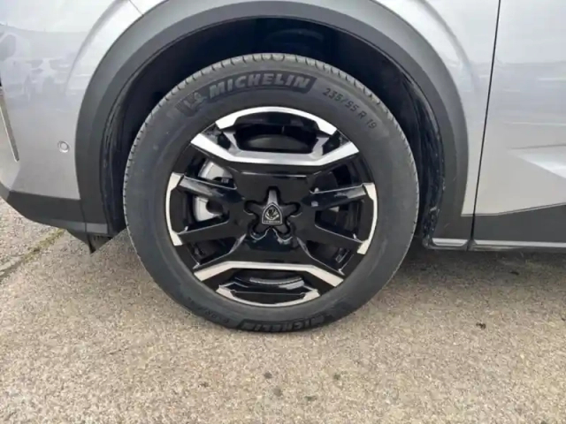 Peugeot 5008 electrique 210ch batterie 73 kwh allure — photo 13