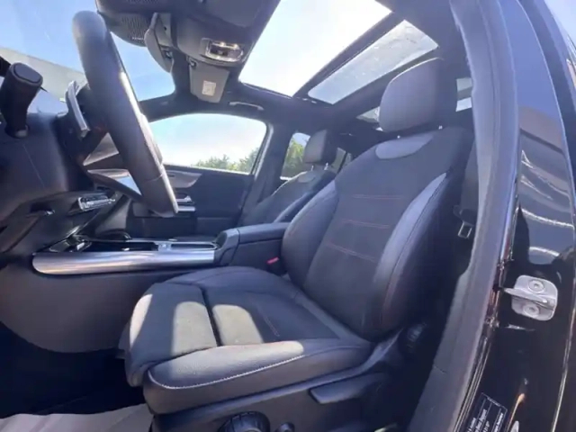 Mercedes Gla 250 e hybrid eq amg line — photo 9