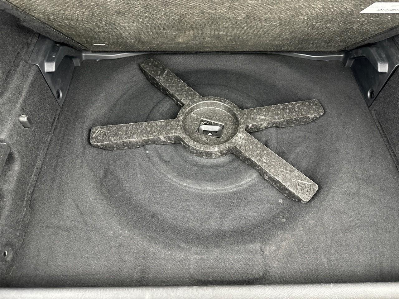 Peugeot 308 sw puretech 130ch s&s eat8 allure — photo 35