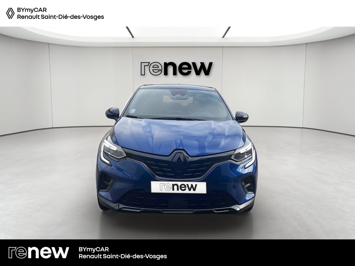 Renault Captur E-Tech 145 — photo 8