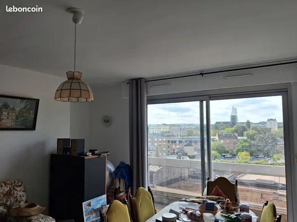 Appartement 3 pièces dernier étage