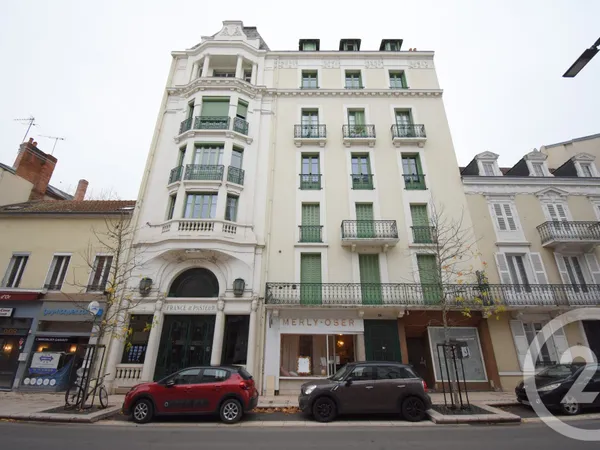 Appartement 3 pièces 104 m²