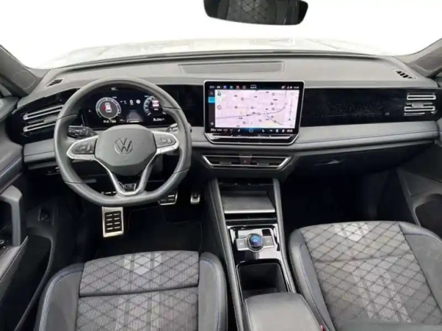 Volkswagen Tiguan 1.5 ehybrid 272ch dsg6 r-line — photo 8