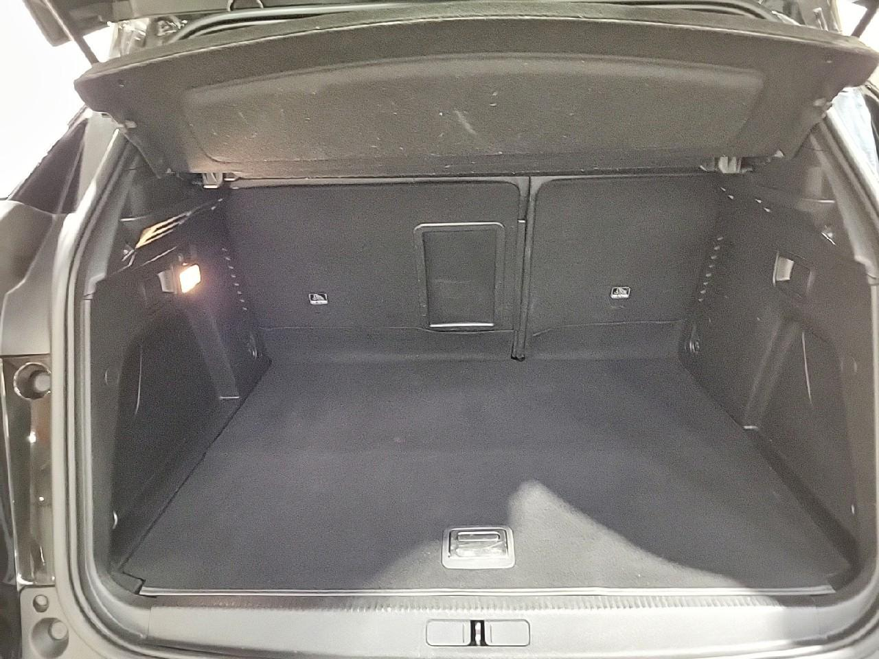 Peugeot 3008 hybrid 225 e-eat8 active pack — photo 14