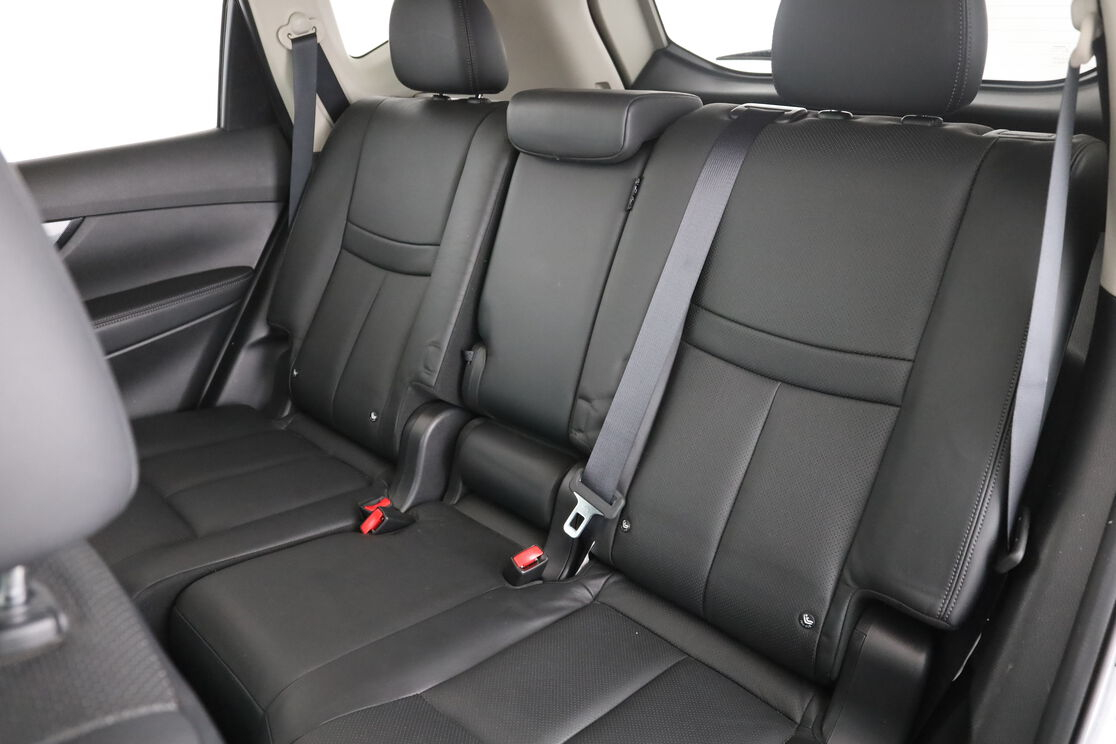 Nissan X-Trail 1.6 dCi Tekna Xtronic — photo 13