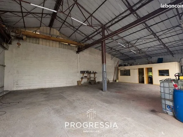 Local 170 m² BOLBEC