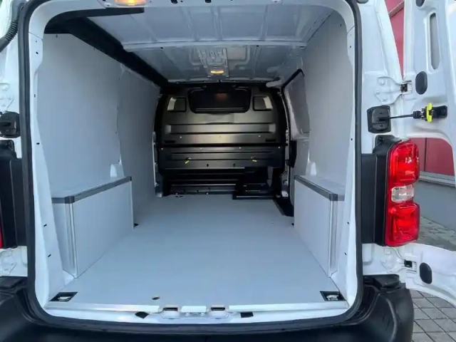 Fiat Scudo fg m 1.5 diesel 120ch pack premium connect — photo 11