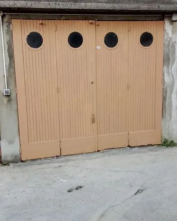 Loue mensuellement box / garage fermé à Chatillon Montrouge 92