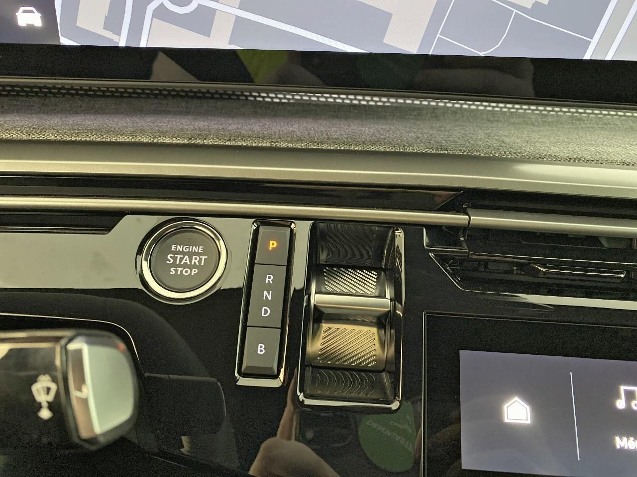 Peugeot 3008 plug-in hybrid 195 e-dcs7 gt — photo 15
