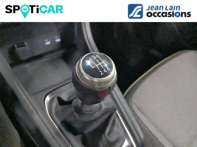 Renault Captur tce 90 ch — photo 34