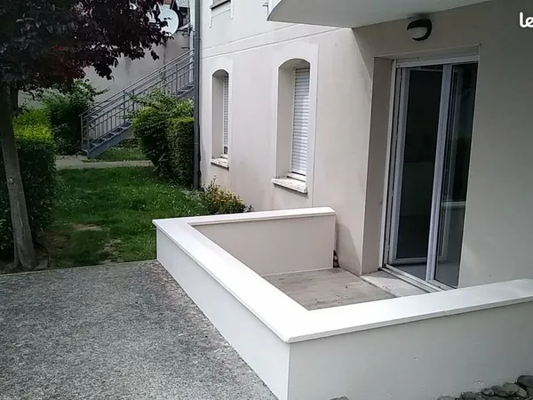 T2 de 48 m2 loué à Lourdes avec place de parking privative