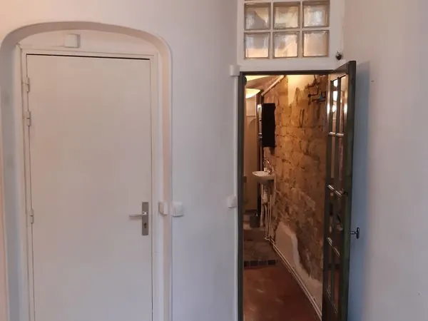 Vends studio 18 m 2 à Paris 75010