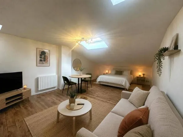 Studio 1 pièce 35 m²