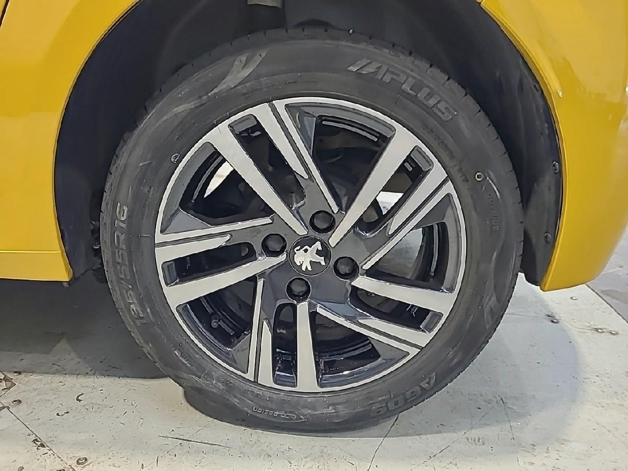 Peugeot 208 puretech 100 s&s bvm6 style — photo 16