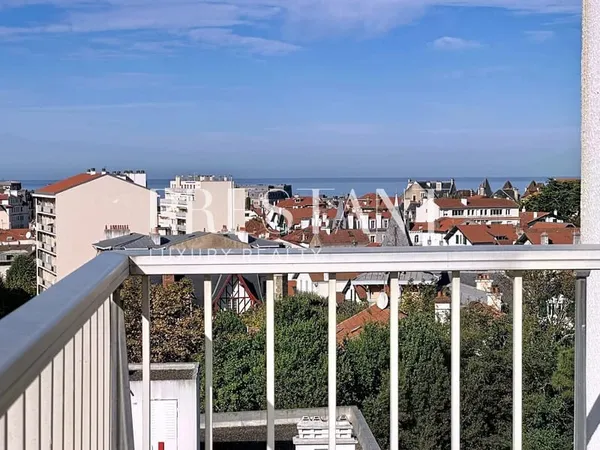 Appartement en Nue-Propriété - Biarritz Saint-Charles, terrasses et vue océan, parking et ascenseur
