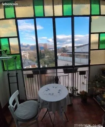 Appartement T3 de 88,6 m2 et dépendances -Quartier de Mérande