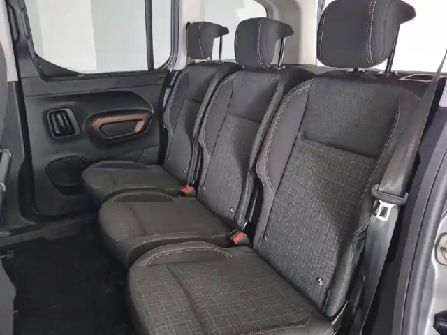 Peugeot Rifter standard bluehdi 130 s&amp;s eat8 — photo 36