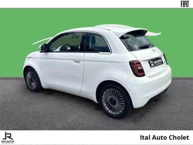 Fiat 500 e 95ch pack confort &amp; style — photo 7