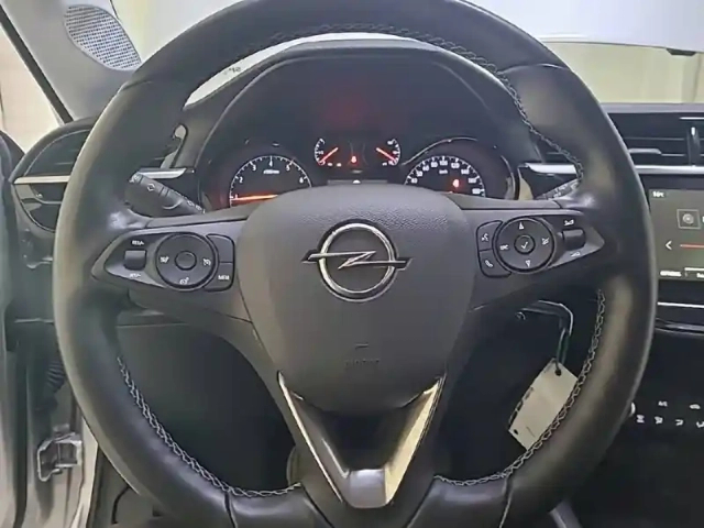 Opel Corsa 1.2 75 ch bvm5 — photo 9
